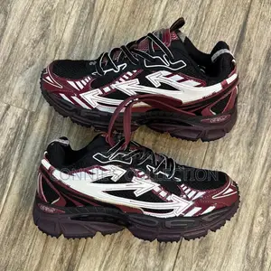 Off-White "Be Right Back"