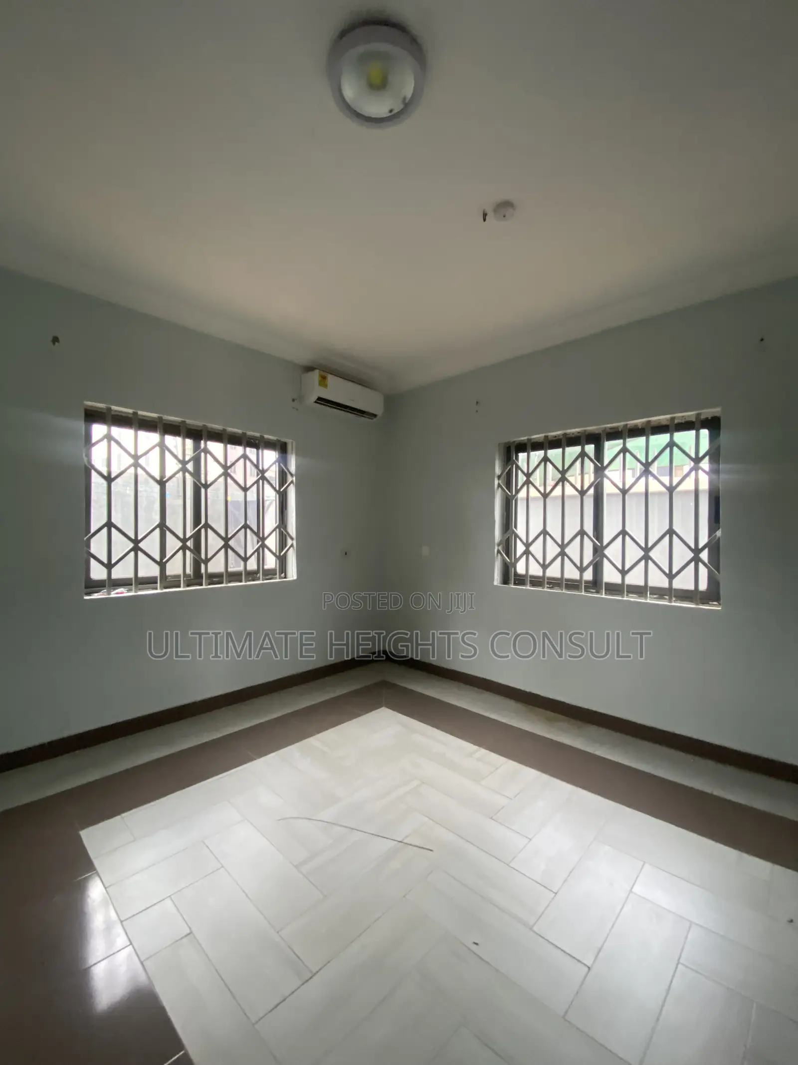 2bdrm Apartment in Akokofoto for rent