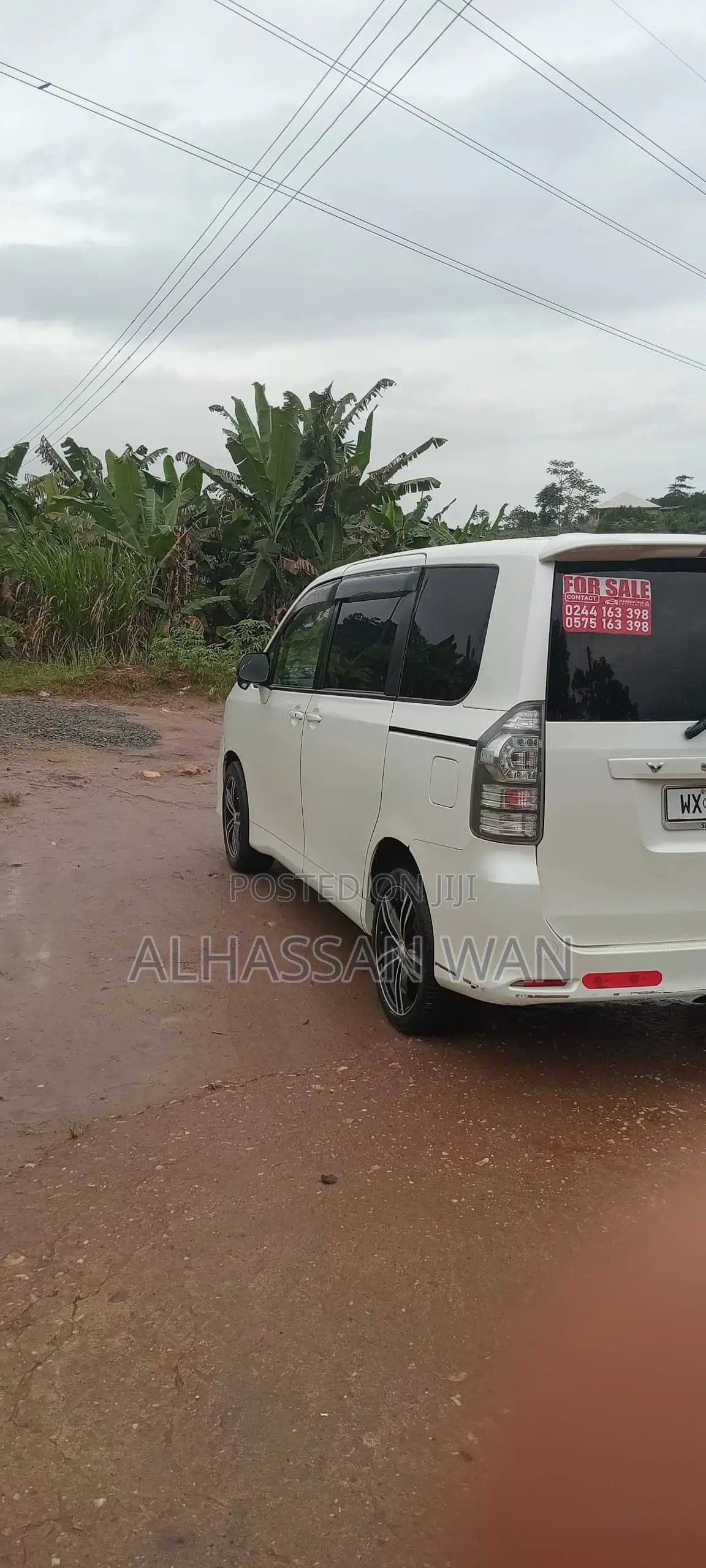 Toyota Voxy 2013 Black