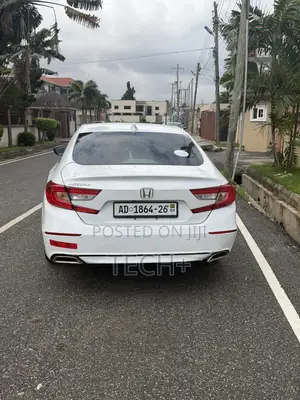 Honda Accord 2018 White