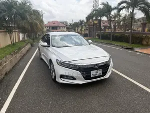Honda Accord 2018 White