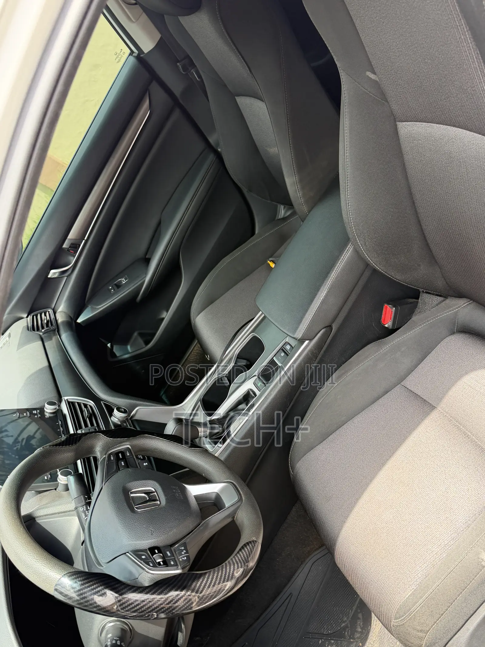 Honda Accord 2018 White