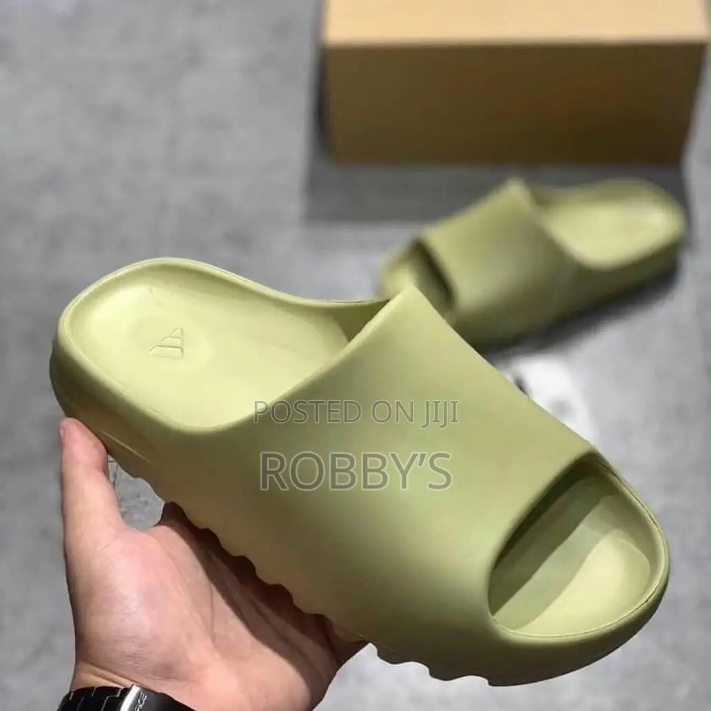 Adidas Yeezy Slide