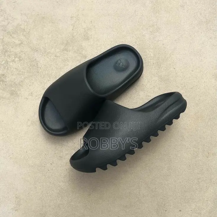Adidas Yeezy Slide