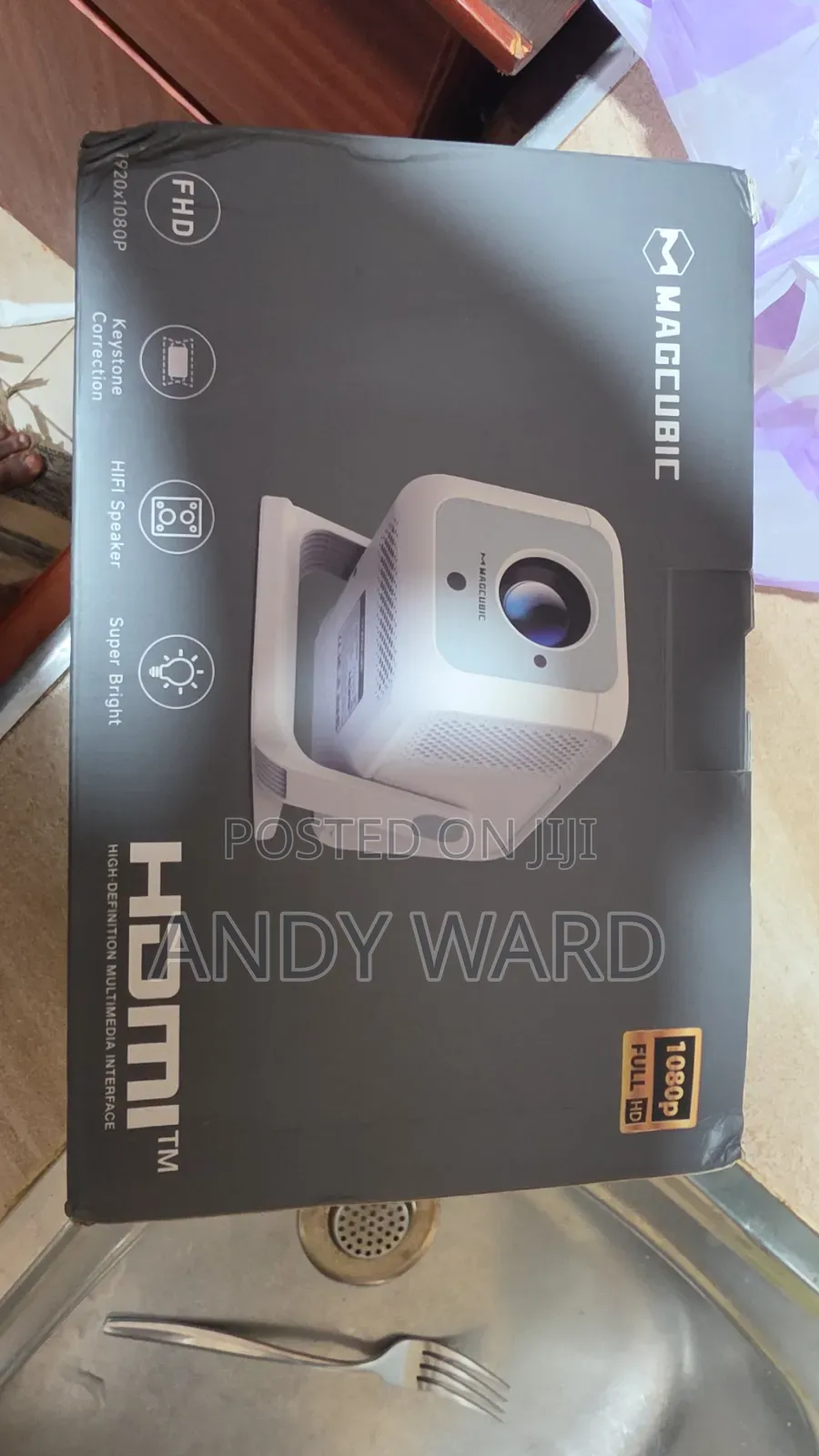 Magcubic Smart Projector