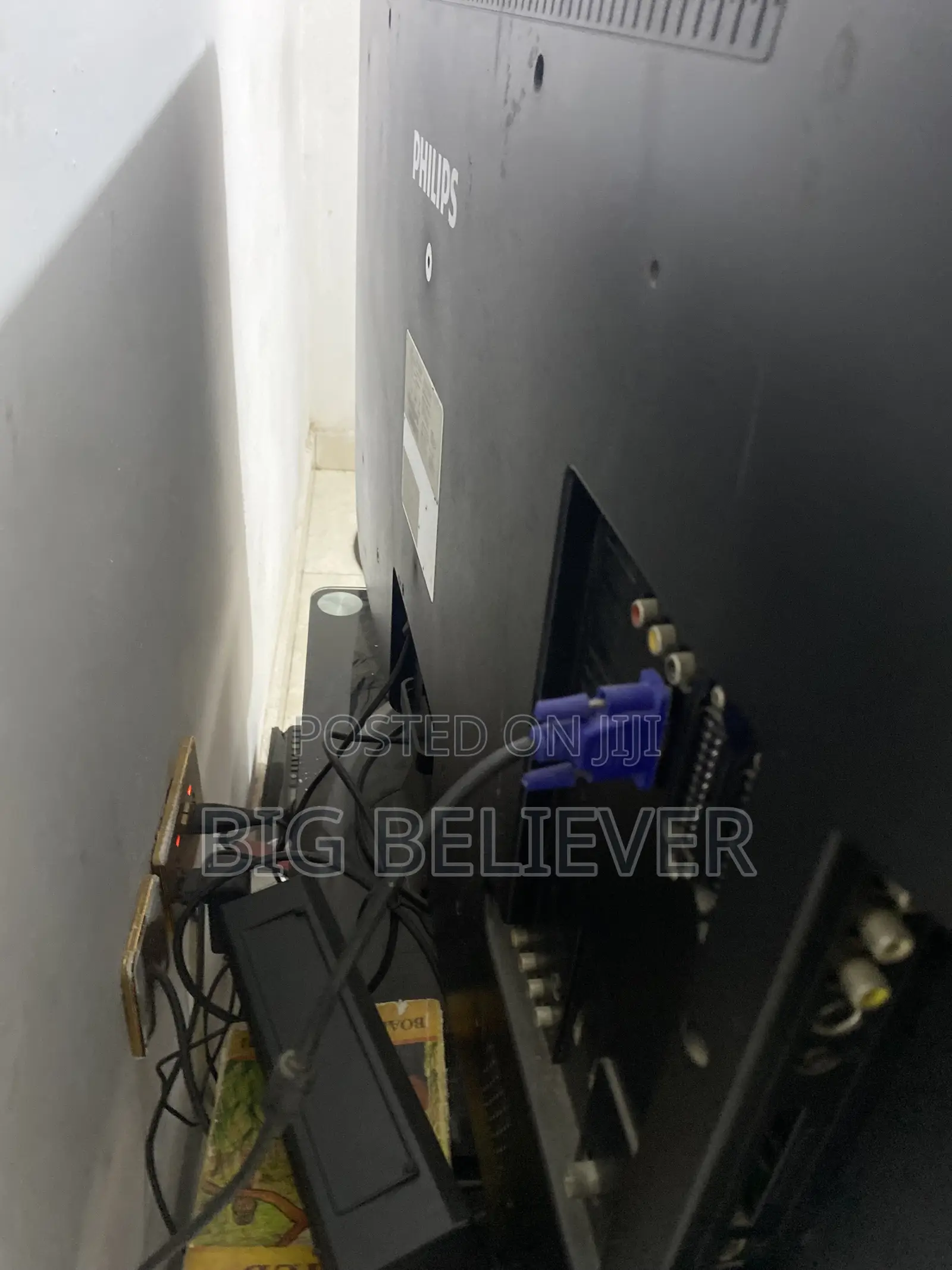 Home Used Philips Smart Tv 50”