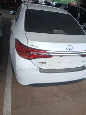 Toyota Corolla 2022 White