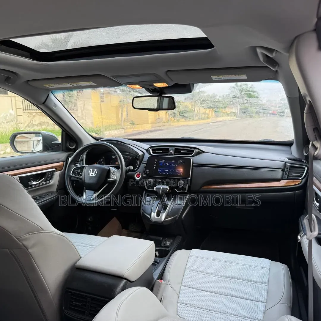 Honda CR-V Touring 4dr SUV AWD (1.5L 4cyl CVT) 2017 Gray