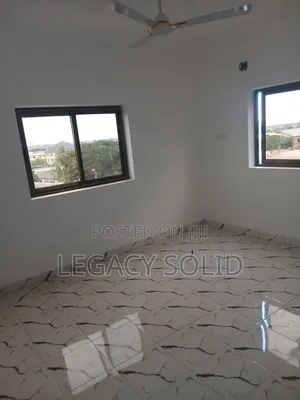 2bdrm Apartment in Legacy Solid Real for rent
