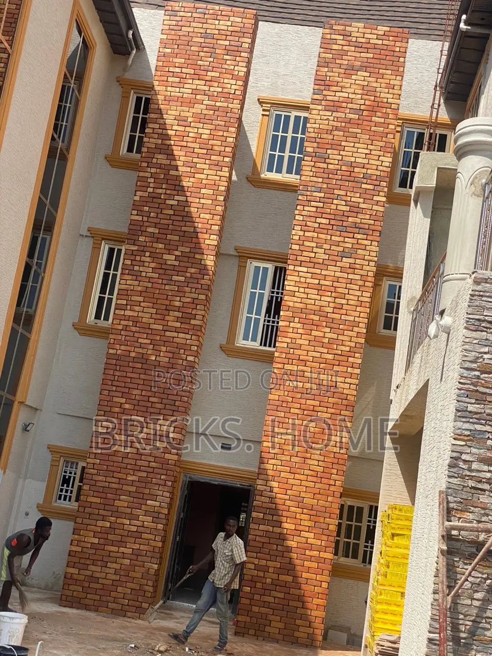 Bricks Tiles for House Cladding