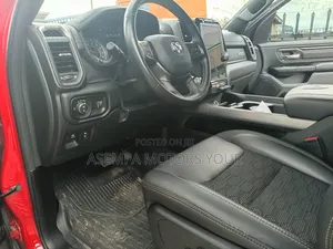 RAM 1500 2022 Red