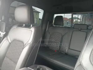 RAM 1500 2022 Red