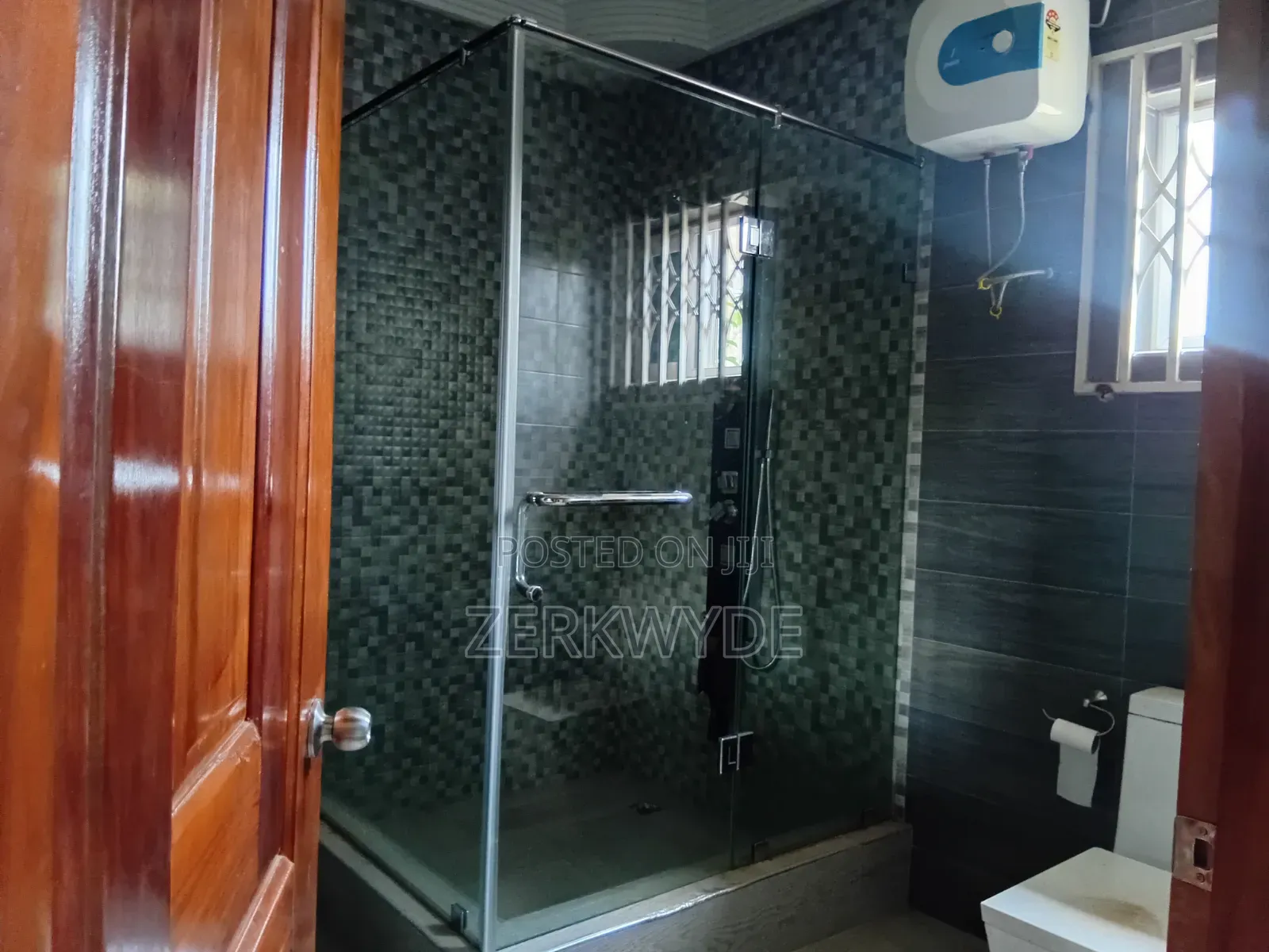 2bdrm House in Peace Be, C25, Tema Metropolitan for rent
