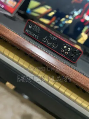 Focusrite Scarlett 2i4 (2nd Gen) Audio Interface