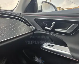 New Mercedes-Benz E350 2025 White