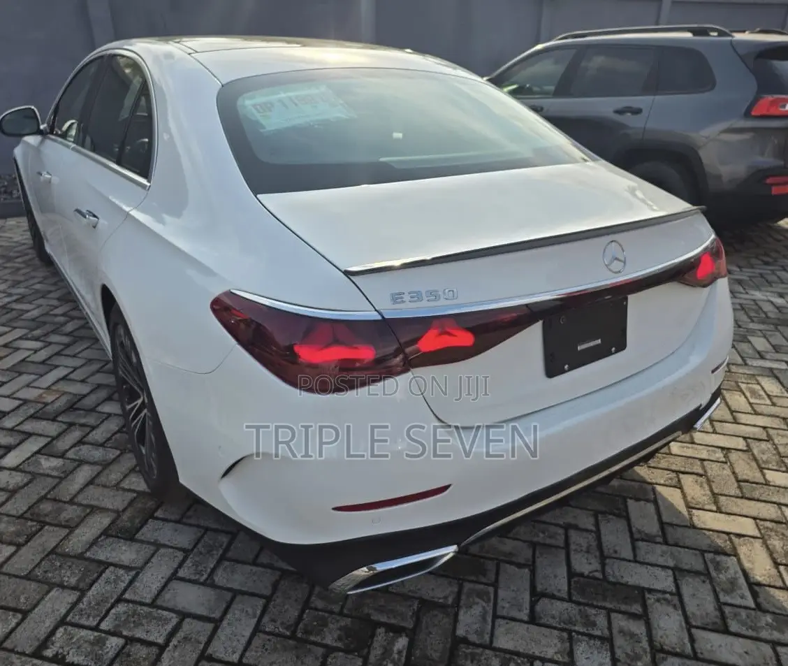 New Mercedes-Benz E350 2025 White