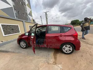 Nissan Note 2016 Red