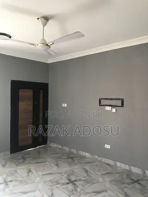 3bdrm House in School Junction for rent