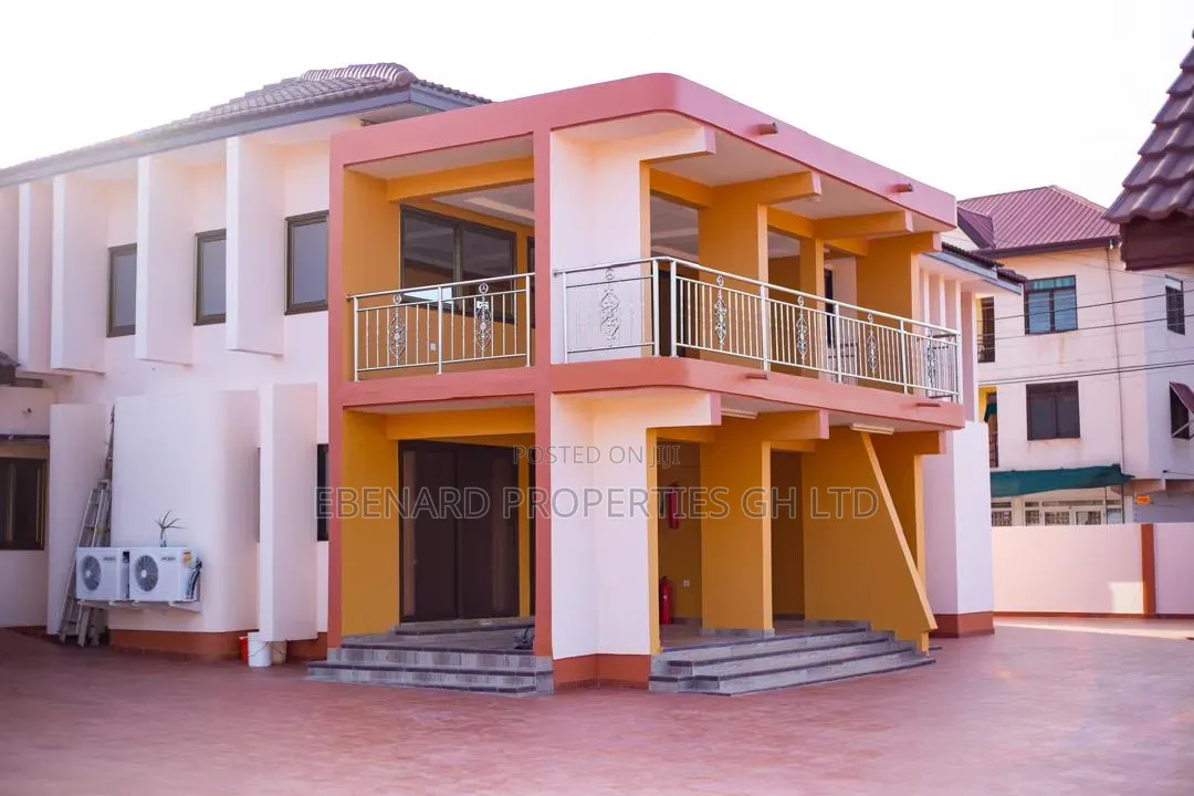 Furnished 6bdrm House in Ebenard Properties, A&C Mall Area for rent