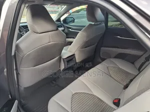 Toyota Camry 2018 Gray