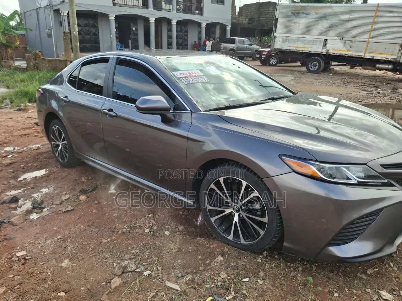 Toyota Camry 2018 Gray