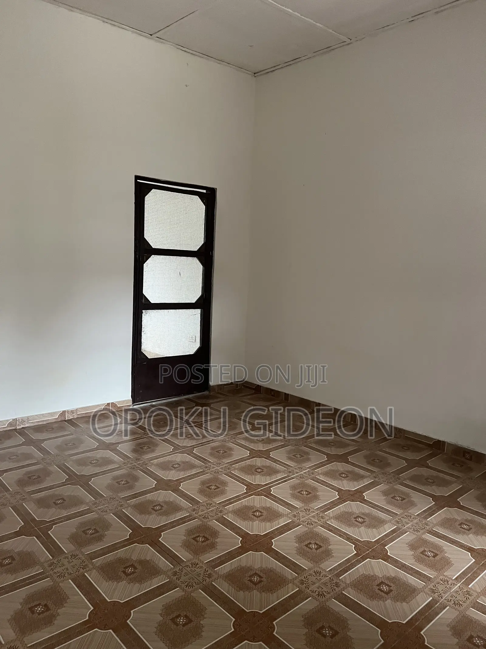 1bdrm Room & Parlour in Canada, Olebu for rent