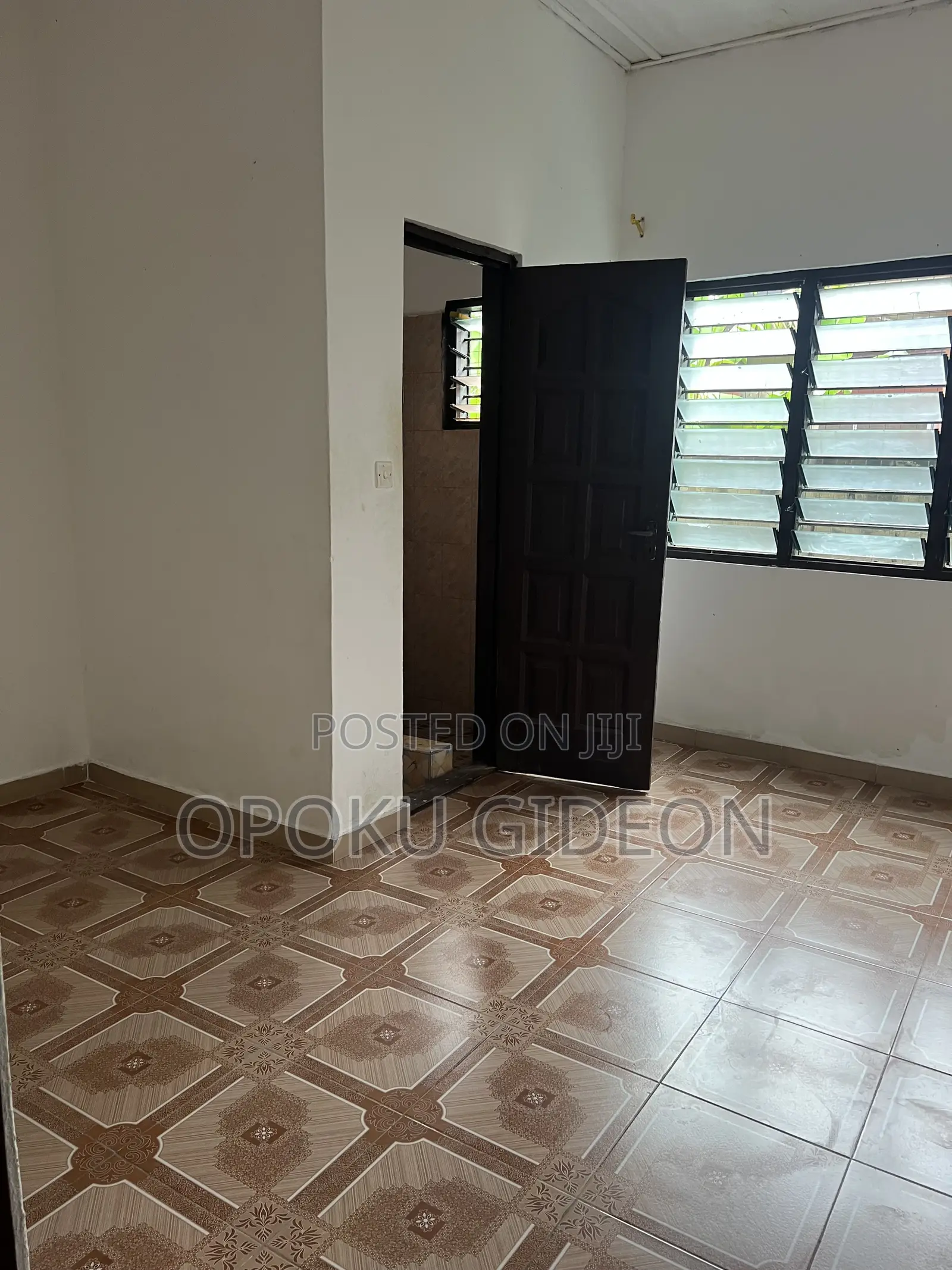 1bdrm Room & Parlour in Canada, Olebu for rent