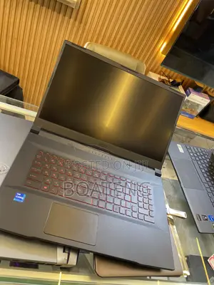 New Laptop MSI Katana GF76 16GB Intel Core i7 SSD 1T