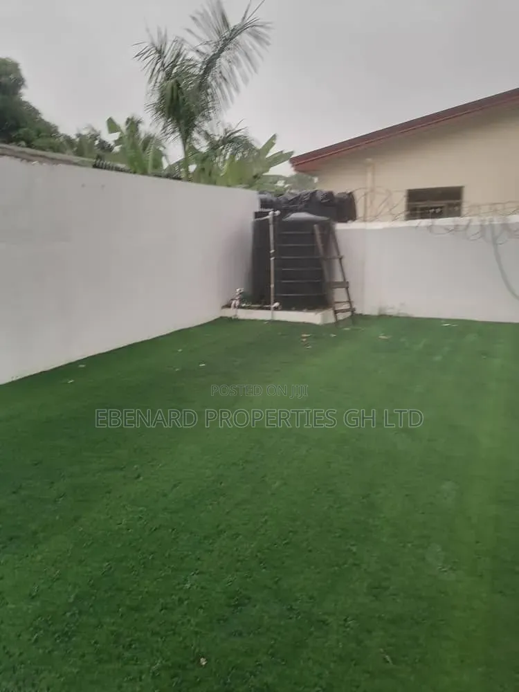 Furnished 3bdrm House in Ebenard Properties, Baatsona Total for rent