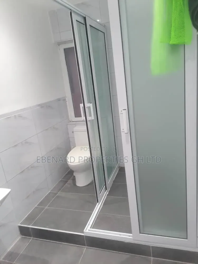Furnished 3bdrm House in Ebenard Properties, Baatsona Total for rent