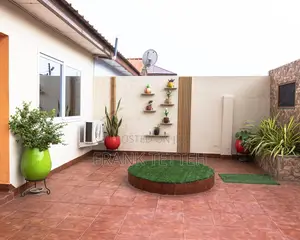 2bdrm House in Lakeside Comm 4 for rent