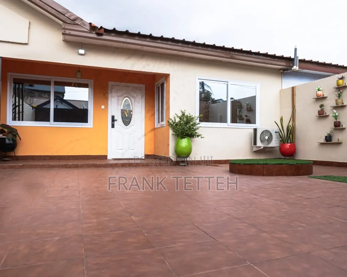 2bdrm House in Lakeside Comm 4 for rent
