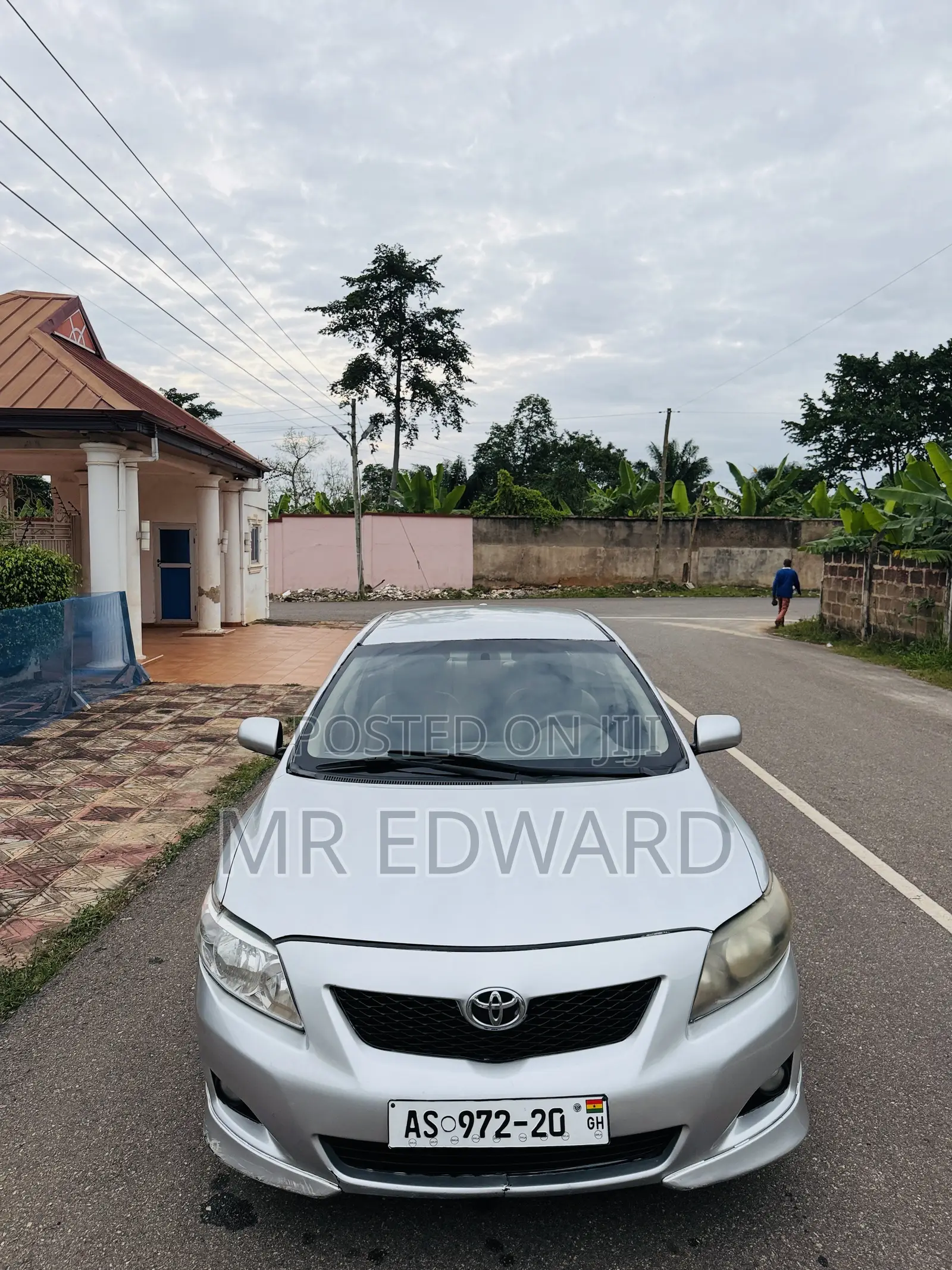 Toyota Corolla XLE 4dr Sedan (1.8L 4cyl 4A) 2010 Silver