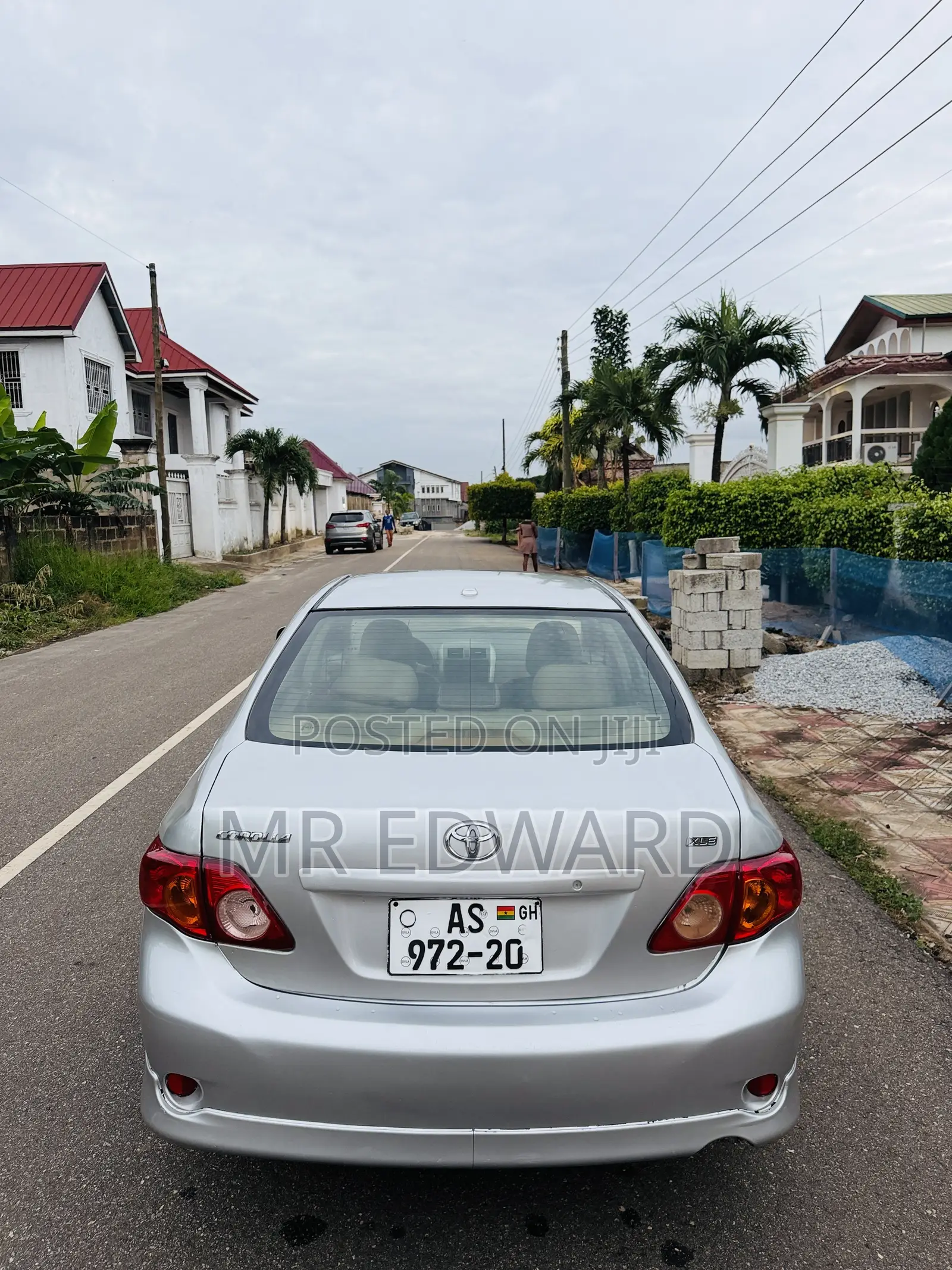 Toyota Corolla XLE 4dr Sedan (1.8L 4cyl 4A) 2010 Silver