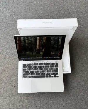 Laptop Apple MacBook Air 2025 M4 16GB Apple M4 SSD 256GB