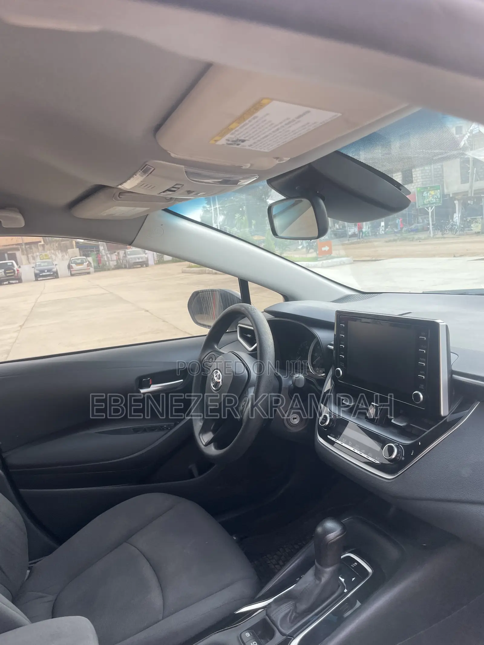 Toyota Corolla LE 2020 Gray