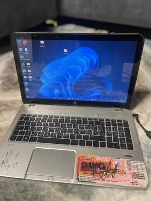 Laptop HP 12GB Intel Core i7 HDD+SSD 350GB