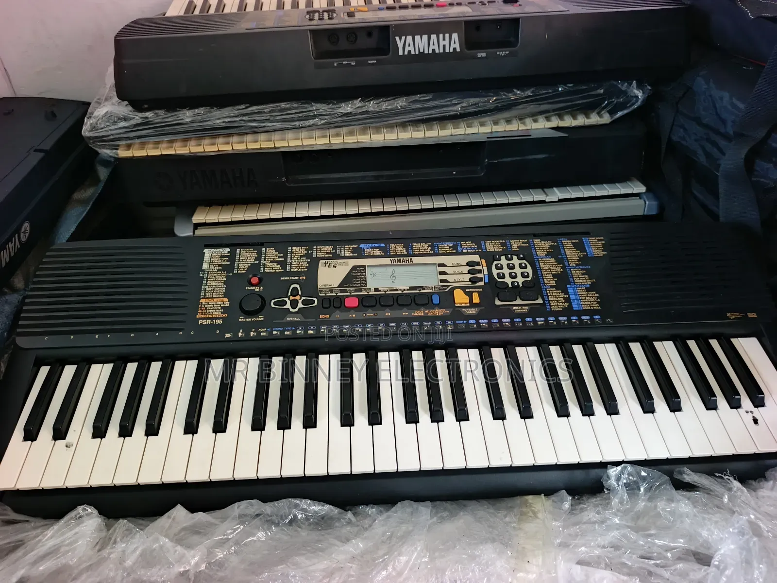Yamaha Psr195