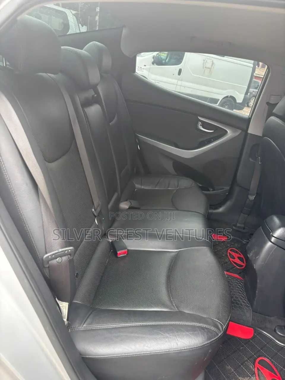 Hyundai Elantra Limited 4dr Sedan (1.8L 4cyl 6A) 2015 Gray