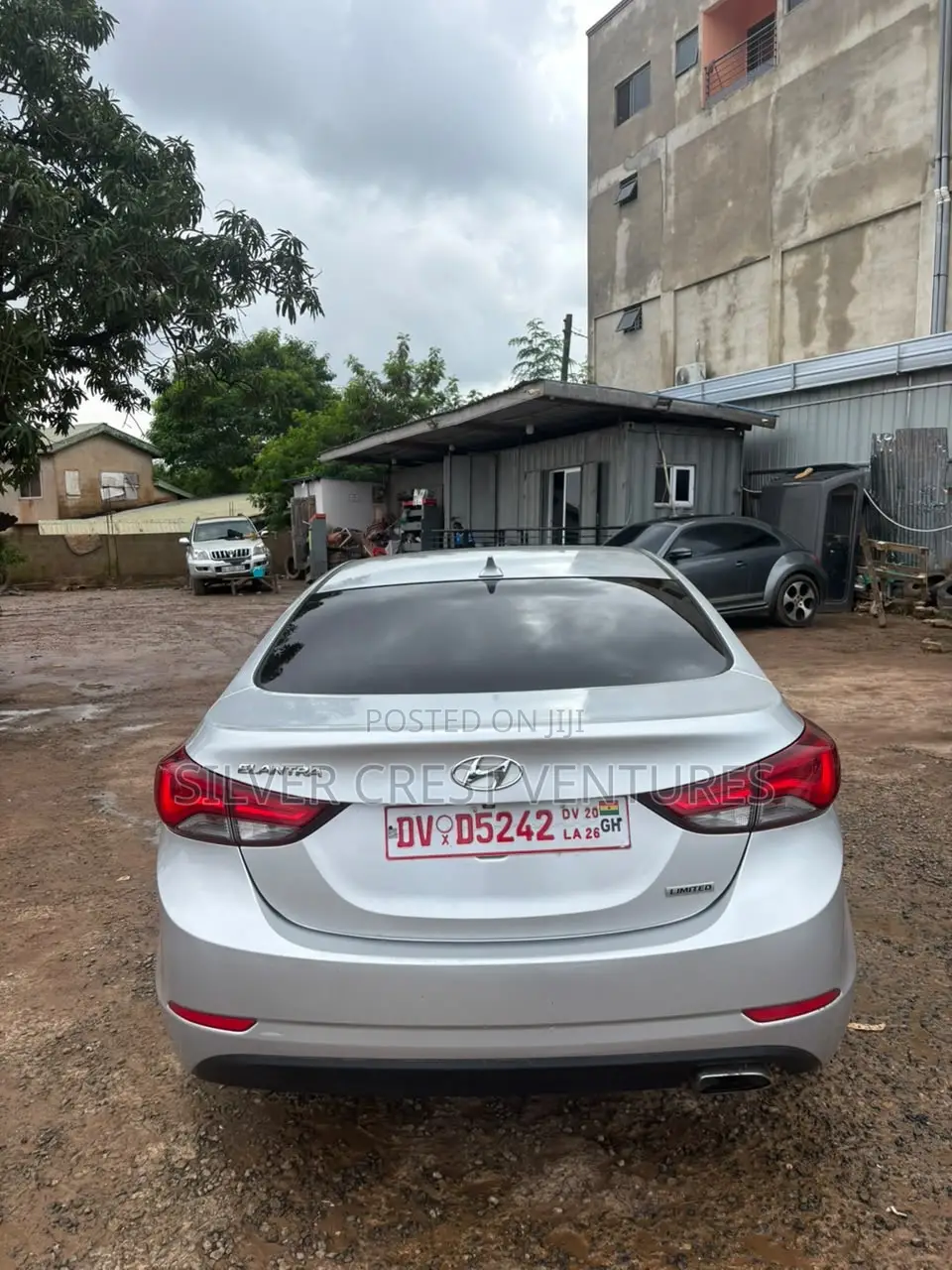 Hyundai Elantra Limited 4dr Sedan (1.8L 4cyl 6A) 2015 Gray