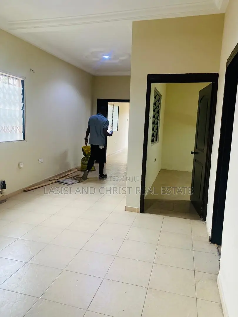 2bdrm House in Lasisi And Christ, Amasaman for rent