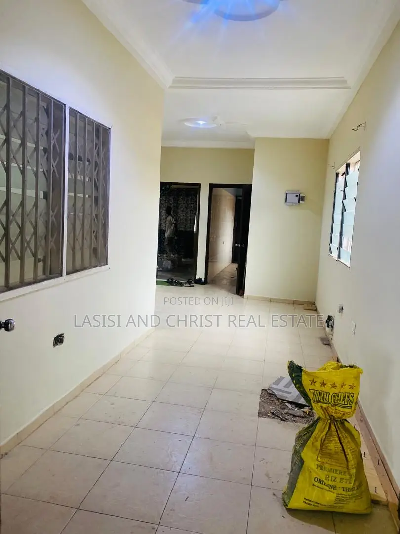 2bdrm House in Lasisi And Christ, Amasaman for rent