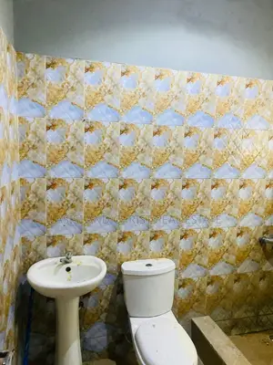 2bdrm House in Lasisi And Christ, Amasaman for rent