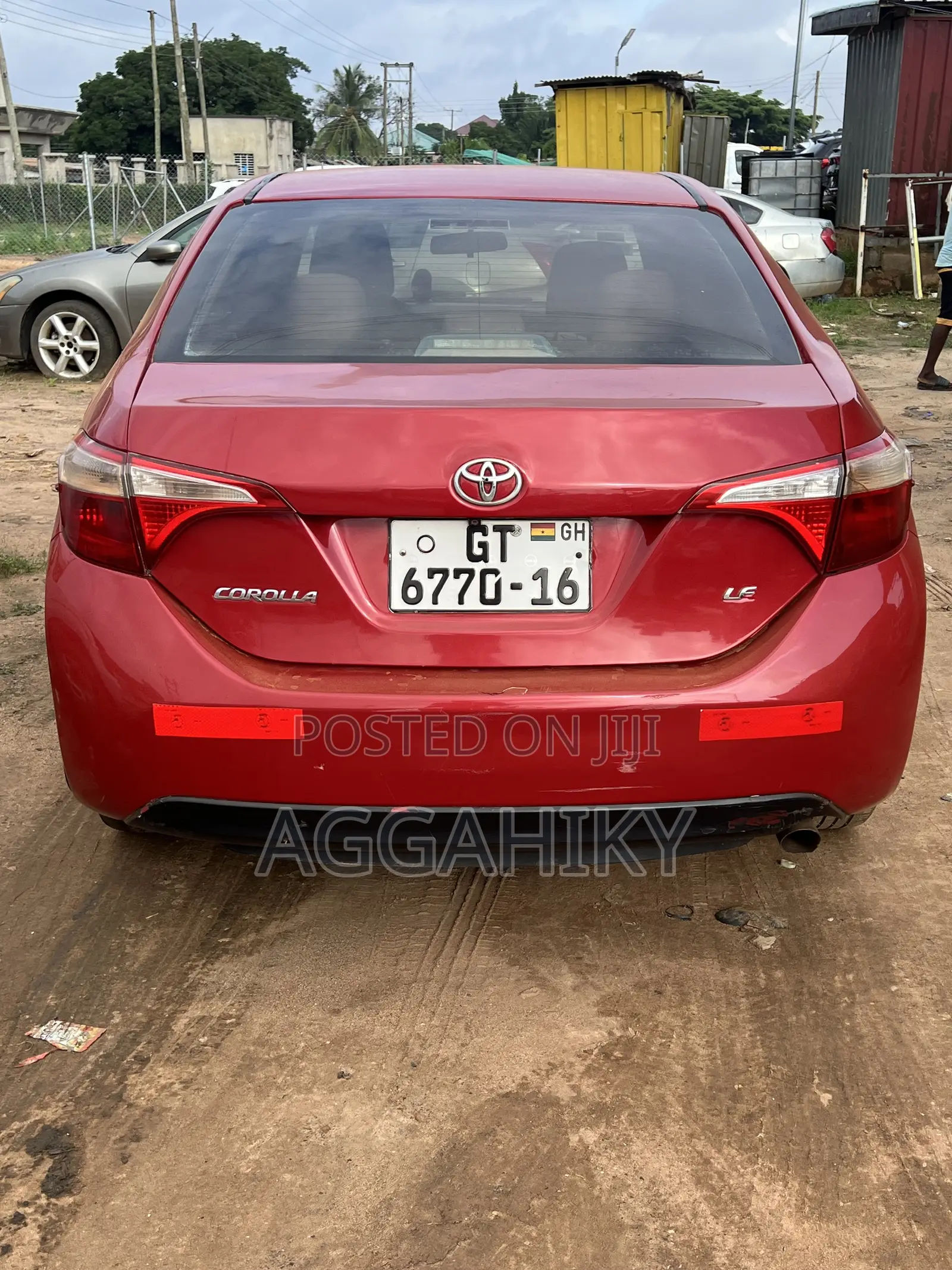 Toyota Corolla LE 4dr Sedan (1.8L 4cyl CVT) 2015 Red