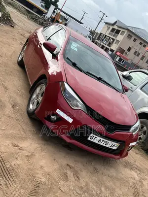 Toyota Corolla LE 4dr Sedan (1.8L 4cyl CVT) 2015 Red
