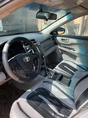 Toyota Camry 2016 Gray