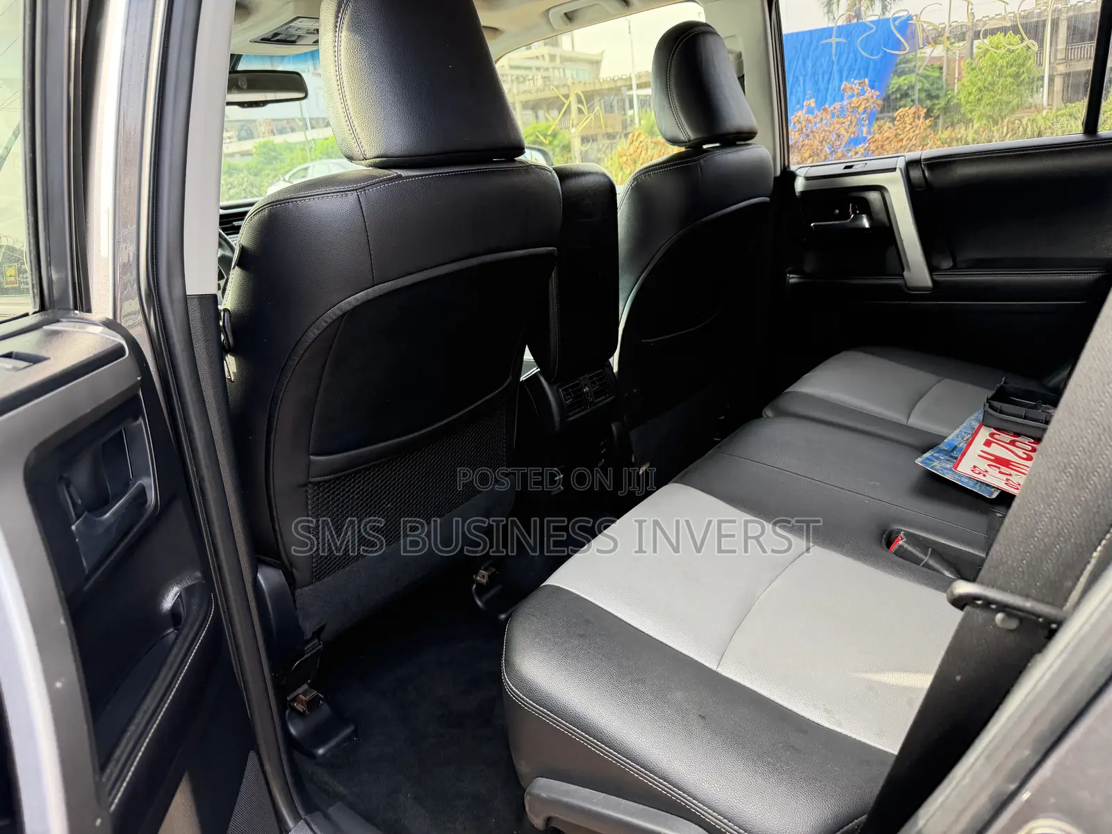 Toyota 4-Runner SR5 4x4 2018 Gray