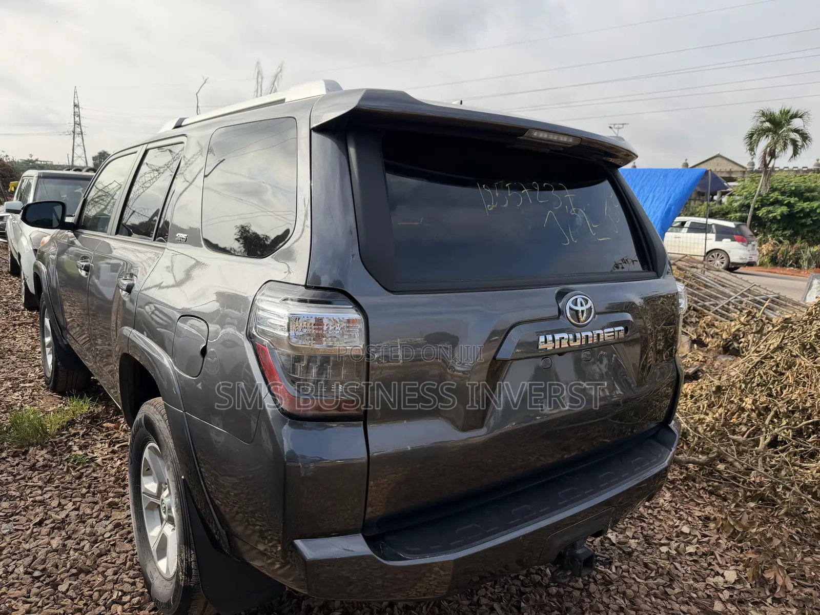 Toyota 4-Runner SR5 4x4 2018 Gray