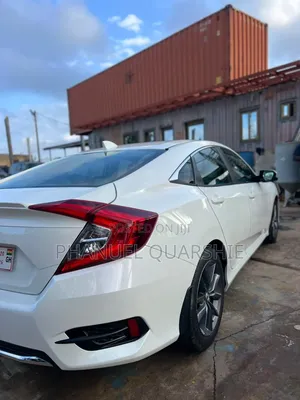 Honda Civic EX-L Sedan 2019 White