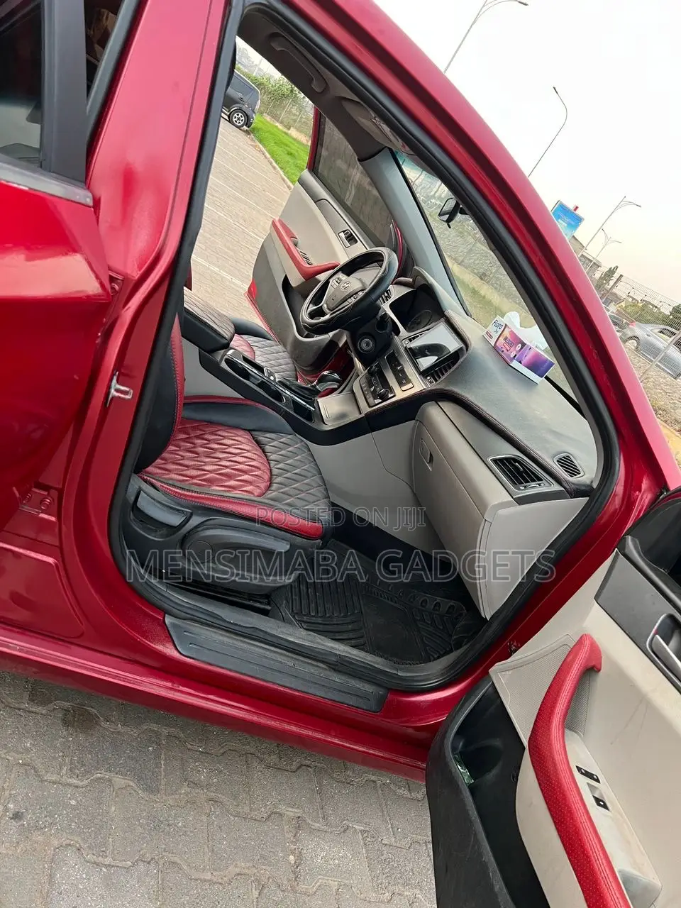 Hyundai Sonata Base Sedan FWD (2.4L 4cyl 6A) 2017 Red